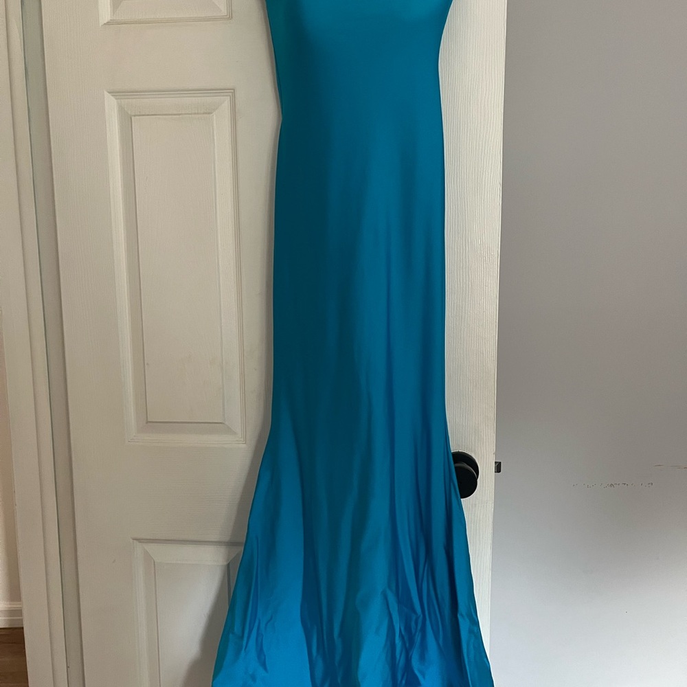 Elegant Blue Evening Gown